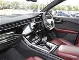 Audi SQ8 Image 2