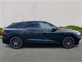 Audi SQ8 Image 3