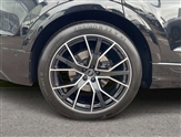 Audi SQ8 Image 5