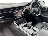 Audi SQ8 Image 2