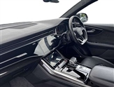 Audi SQ8 Image 2