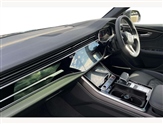 Audi SQ8 Image 2
