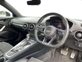 Audi TT Image 6