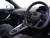 Audi TT Image 6