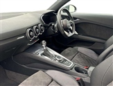 Audi TT Image 2