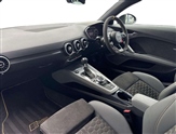 Audi TT Image 2