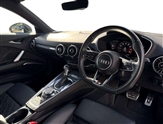 Audi TT Image 6