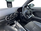 Audi TT Image 2