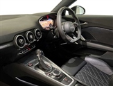 Audi TT Image 2
