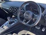Audi TT Image 6