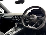 Audi TT Image 6