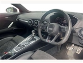 Audi TT Image 6