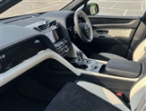 Bentley Bentayga Image 2
