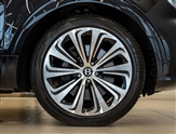 Bentley Bentayga Image 6