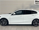 BMW 1 Series Image 6