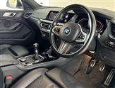 BMW 1 Series Image 6
