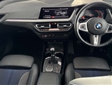 BMW 1 Series Image 4