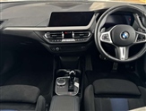 BMW 1 Series Image 4