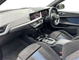 BMW 1 Series Image 2