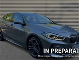 BMW 1 Series Image 1