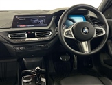 BMW 1 Series Image 6