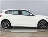 BMW 1 Series Image 2