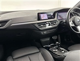 BMW 1 Series Image 4