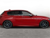 BMW 1 Series Image 1