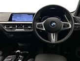 BMW 1 Series Image 6