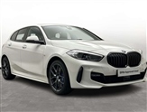 BMW 1 Series Image 1