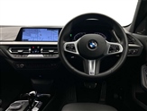 BMW 1 Series Image 6