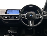 BMW 1 Series Image 6