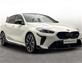 BMW 1 Series Image 1