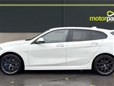 BMW 1 Series Image 6