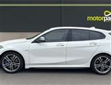BMW 1 Series Image 6