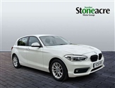 BMW 1 Series Image 1