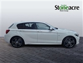 BMW 1 Series Image 2