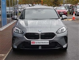 BMW 1 Series Image 1