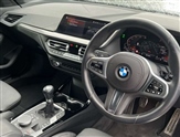 BMW 1 Series Image 6
