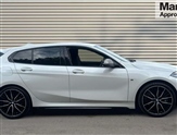 BMW 1 Series Image 2