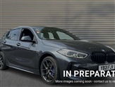 BMW 1 Series Image 1