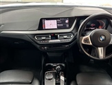 BMW 1 Series Image 4