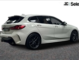 BMW 1 Series Image 2