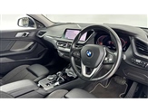 BMW 1 Series Image 6