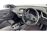 BMW 1 Series Image 6