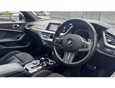 BMW 1 Series Image 6