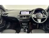 BMW 1 Series Image 4