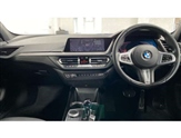 BMW 1 Series Image 4