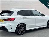 BMW 1 Series Image 3