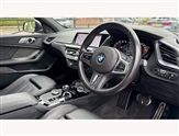 BMW 1 Series Image 6